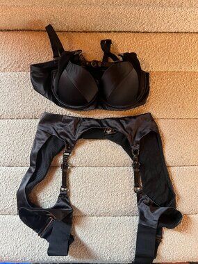 Honey Birdette Max Black Bra & Garter Belt Lingerie Set 36D
